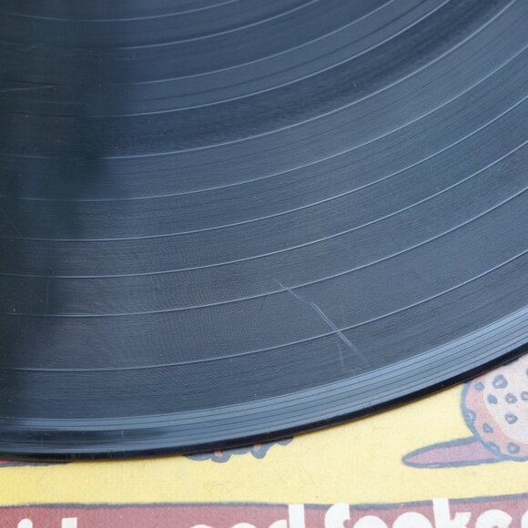 Vintage 1978 K-Tel NC 492 Nutty Numbers As Advertised on Television Vinyl Record - Picture 7 of 15